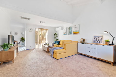 Applecross Village Residence - Accommodation Sunshine Coast 5