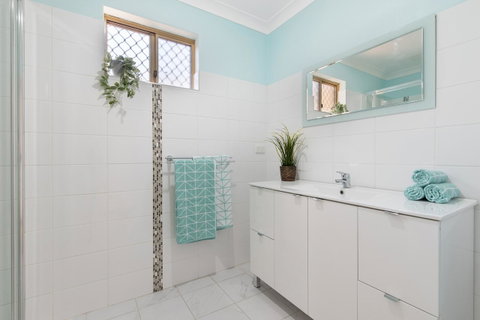 Applecross Village Residence - Accommodation Sunshine Coast 22