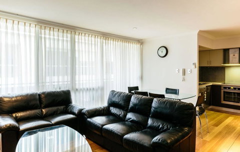 Wray Callan Apartments - Accommodation Sunshine Coast 4