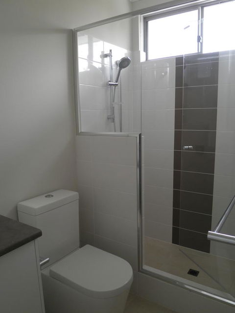 Apartment In Queens Park - Accommodation Sunshine Coast 12