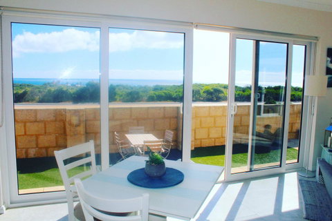 Ocean Reef Vista - Accommodation Sunshine Coast 4