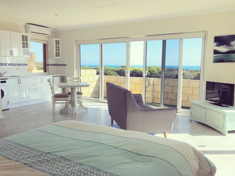 Ocean Reef Vista - Accommodation Sunshine Coast 11
