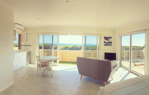 Ocean Reef Vista - Accommodation Sunshine Coast 9