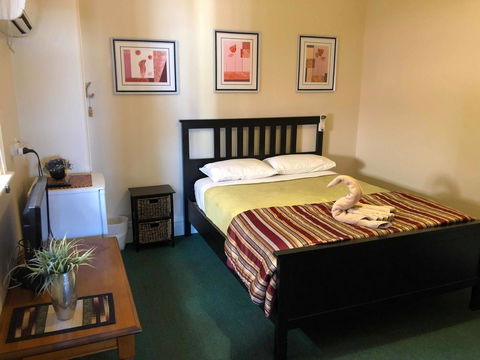 Junction Hotel Moora - Accommodation Sunshine Coast 5
