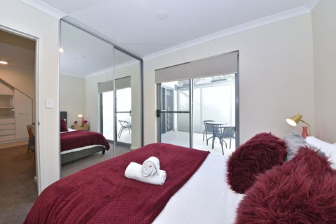 Short Stay Apartment In Perth City 1703 - Accommodation Sunshine Coast 2