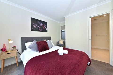 Short Stay Apartment In Perth City 1703 - Accommodation Sunshine Coast 4