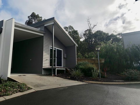 17 By The Sea - Accommodation Sunshine Coast 1