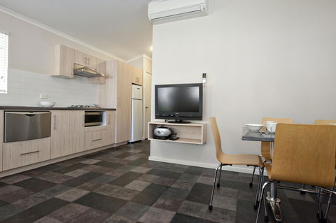 Mandalay Holiday Resort And Tourist Park - Accommodation Sunshine Coast 13