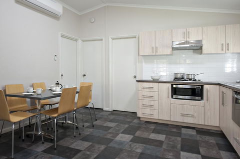 Mandalay Holiday Resort And Tourist Park - Accommodation Sunshine Coast 32