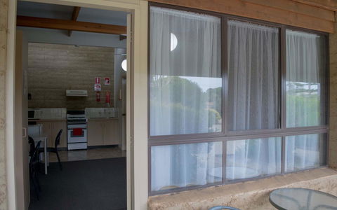 Hopetoun Motel & Chalet Village - Accommodation Sunshine Coast 22