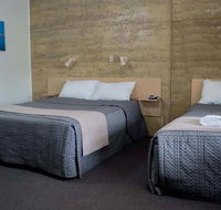 Hopetoun Motel  Chalet Village - Accommodation Sunshine Coast