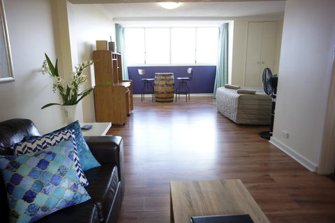 Studio 302 With Ocean Views - Accommodation Sunshine Coast 7