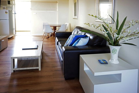 Studio 302 With Ocean Views - Accommodation Sunshine Coast 13