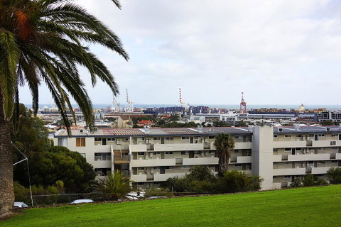 Studio 302 With Ocean Views - Accommodation Sunshine Coast 27