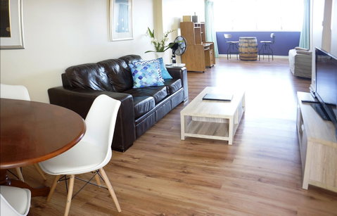 Studio 302 With Ocean Views - Accommodation Sunshine Coast 9