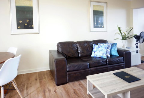 Studio 302 With Ocean Views - Accommodation Sunshine Coast 10