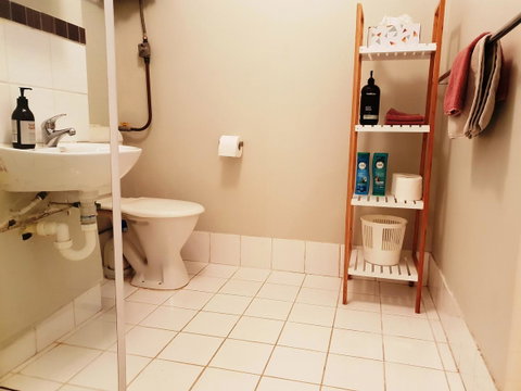 Fremantle Coastal Stay - 1 Bedroom Central Apartment - Accommodation Sunshine Coast 2