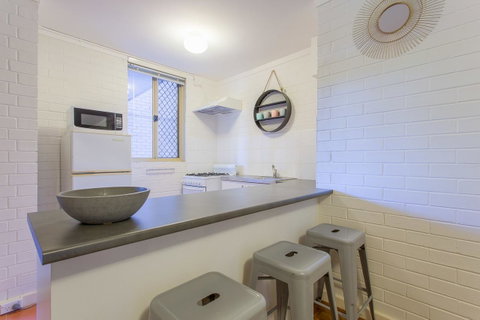 Fremantle Coastal Stay - 1 Bedroom Central Apartment - Accommodation Sunshine Coast 8