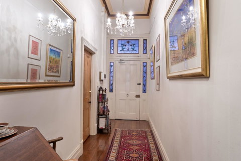 Annie's Victorian Terrace Accommodation Fremantle - Accommodation Sunshine Coast 10