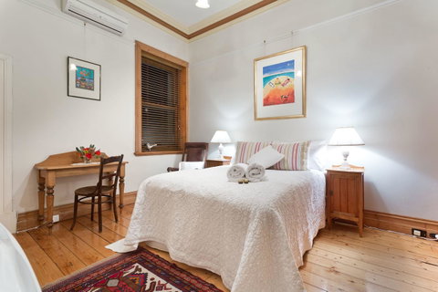 Annie's Victorian Terrace Accommodation Fremantle - Accommodation Sunshine Coast 11