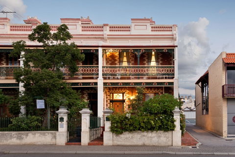 Annie's Victorian Terrace Accommodation Fremantle - Accommodation Sunshine Coast 30