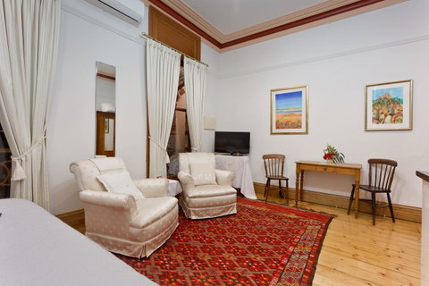 Annie's Victorian Terrace Accommodation Fremantle - Accommodation Sunshine Coast 5