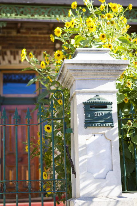Annie's Victorian Terrace Accommodation Fremantle - Accommodation Sunshine Coast 1