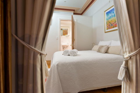 Annie's Victorian Terrace Accommodation Fremantle - Accommodation Sunshine Coast 17