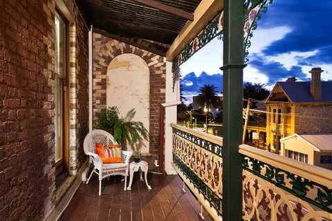 Annie's Victorian Terrace Accommodation Fremantle - Accommodation Sunshine Coast 18