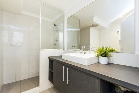 Forrest St - Accommodation Sunshine Coast 15