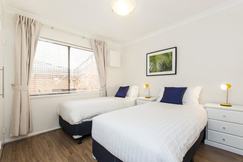 Forrest St - Accommodation Sunshine Coast 14