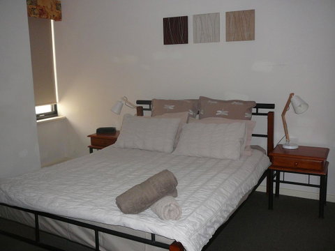 Dragonfly Apartment On Regal - Accommodation Sunshine Coast 3
