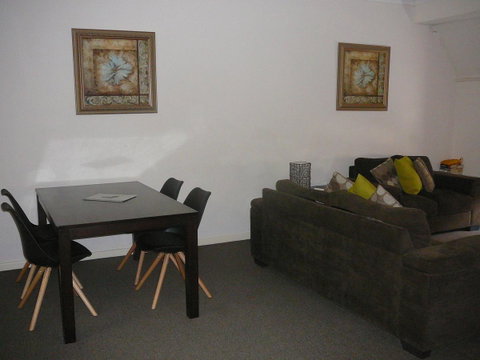 Dragonfly Apartment On Regal - Accommodation Sunshine Coast 6
