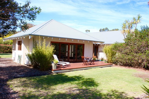 Moana Spa Villas - Prime Yallingup Location - Accommodation Sunshine Coast 0