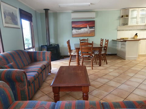Eagle Bay Discovery - Accommodation Sunshine Coast 6