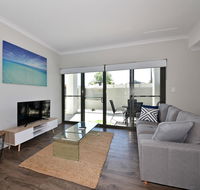 Modern Apartment Redcliffe near Perth Airport 0126 - Accommodation Sunshine Coast