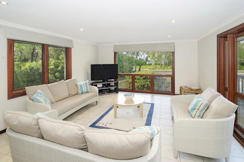 Seahaven - Accommodation Sunshine Coast 11