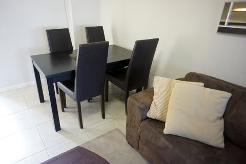 Studio 4 - Ground Floor Fremantle Apartment - Accommodation Sunshine Coast 5