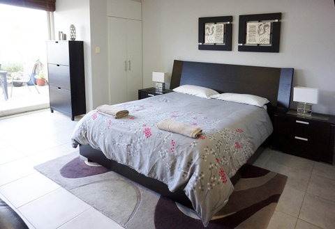 Studio 4 - Ground Floor Fremantle Apartment - Accommodation Sunshine Coast 0