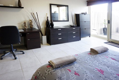 Studio 4 - Ground Floor Fremantle Apartment - Accommodation Sunshine Coast 10