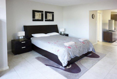 Studio 4 - Ground Floor Fremantle Apartment - Accommodation Sunshine Coast 14
