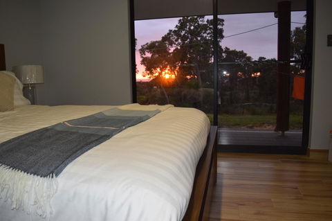 Eagle Bay House - Accommodation Sunshine Coast 0