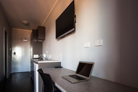 Beadon Bay Hotel - Accommodation Sunshine Coast 8
