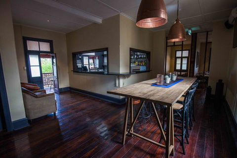 Beadon Bay Hotel - Accommodation Sunshine Coast 15