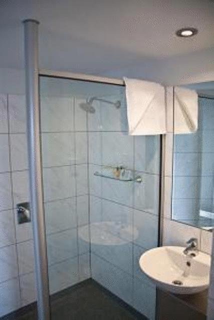 Brighton Hotel Motel - Accommodation Sunshine Coast 13