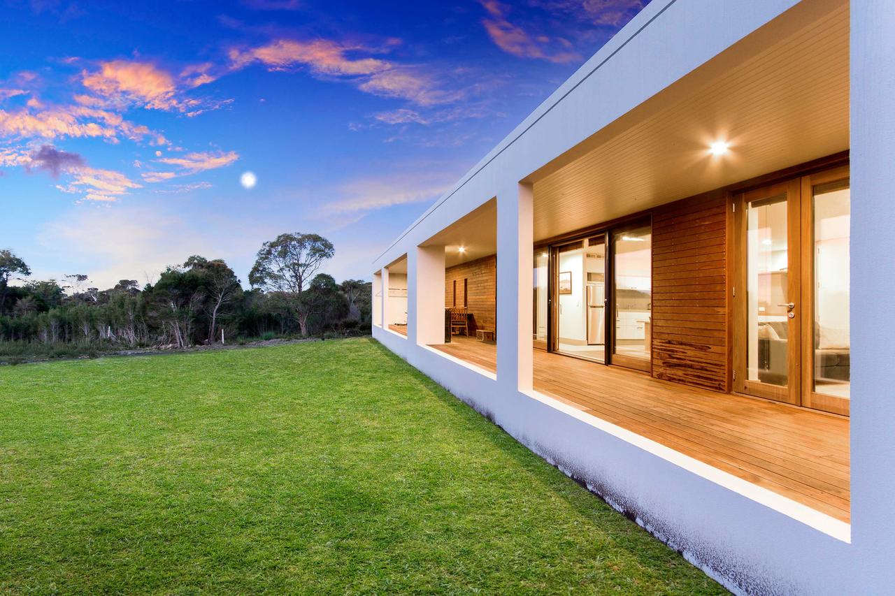 Badger Head TAS Accommodation Sunshine Coast