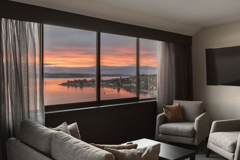 Wrest Point - Accommodation Sunshine Coast 7