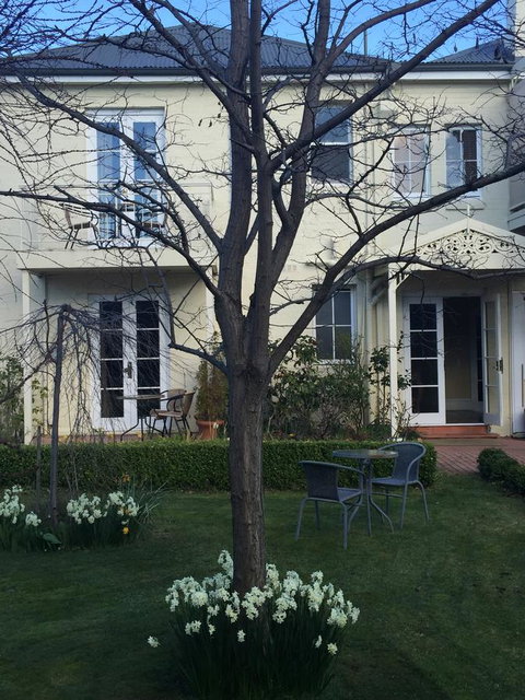 Clydesdale Manor - Accommodation Sunshine Coast 2