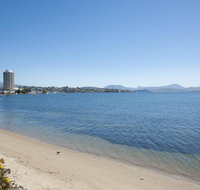 Sandy Bay Waterfront Home - Accommodation Sunshine Coast