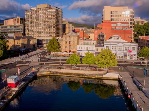 Customs House Hotel - Accommodation Sunshine Coast 2